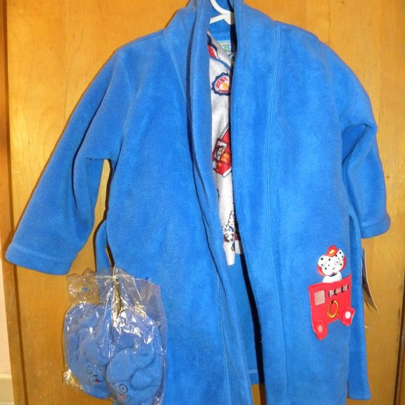 Cute Boys 4 Piece Pajama Set Size 24 Month - Picture 2 of 5